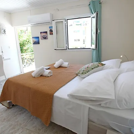 Hébergement de vacances Nea Chora Maisonette